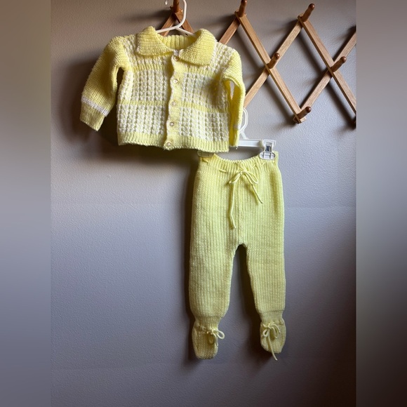 Vintage Hand Knit Yellow Two Piece Baby Set - Picture 1 of 8